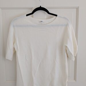 Uniqlo Cream Short Sleeve Knit Top